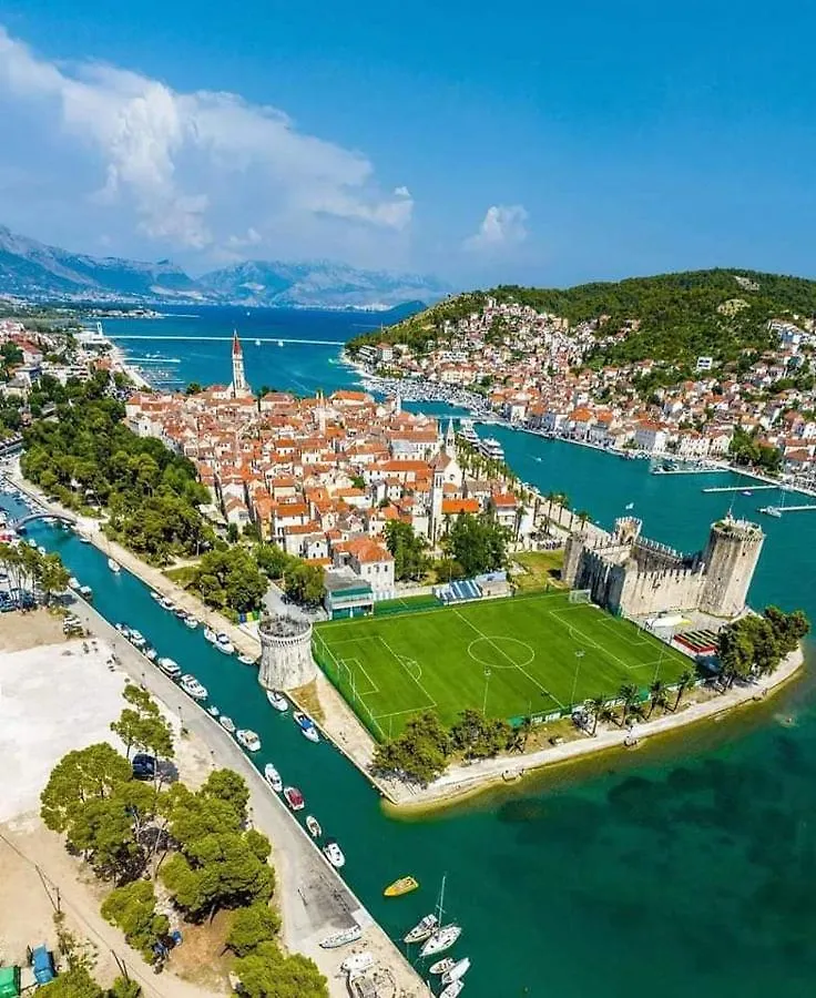 Apartman Irena With Terase End Private Parking Donji Okrug  Κροατία